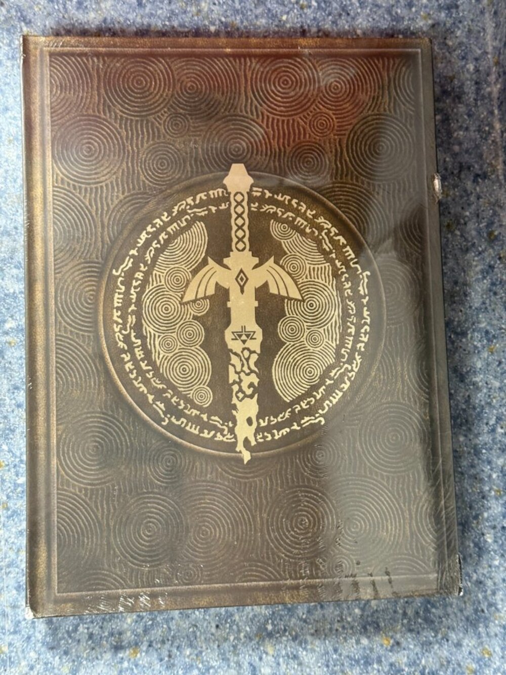 The Legend of Zelda: Tears of the Kingdom – The Complete Official Guide